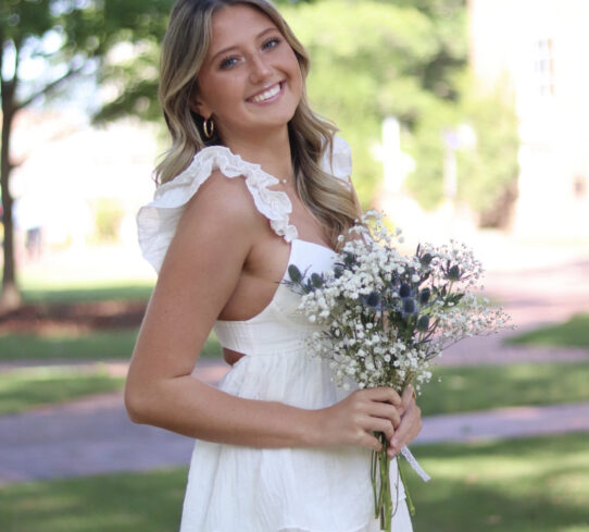 Maddie Faircloth Headshot